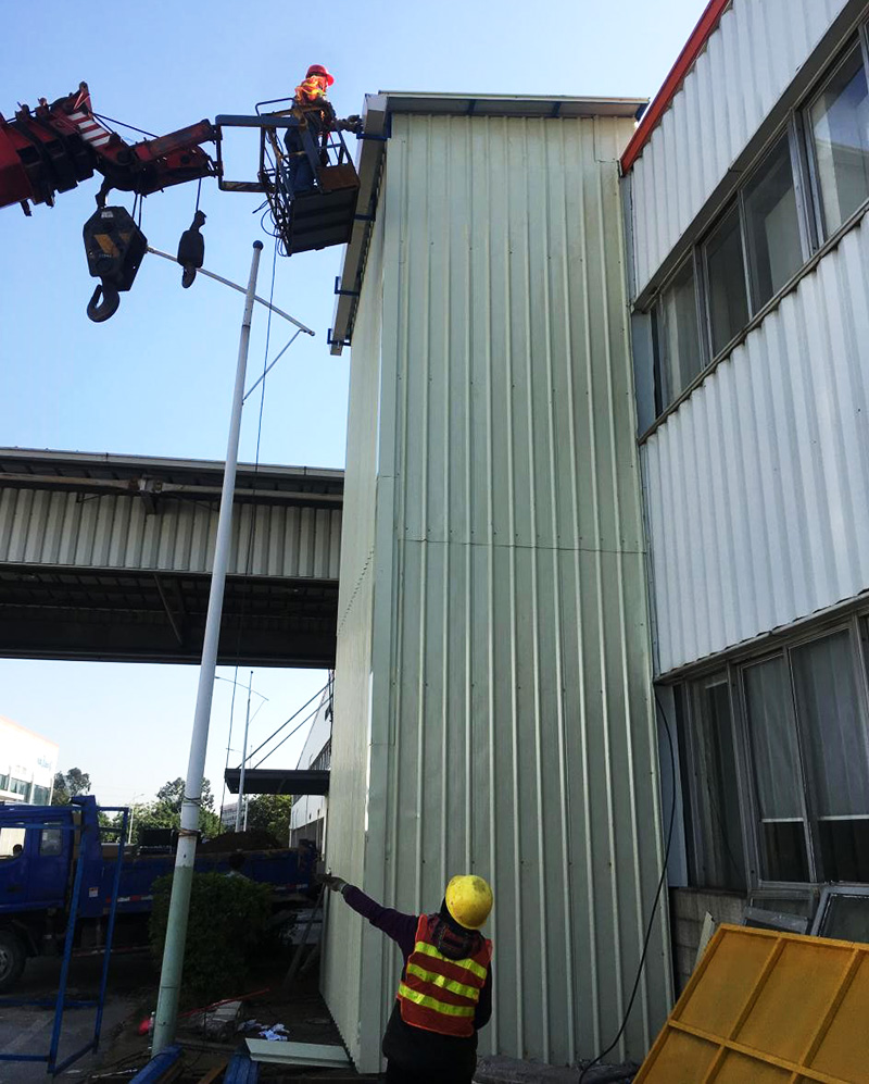 直頂式升降平臺解決我們燃眉之急